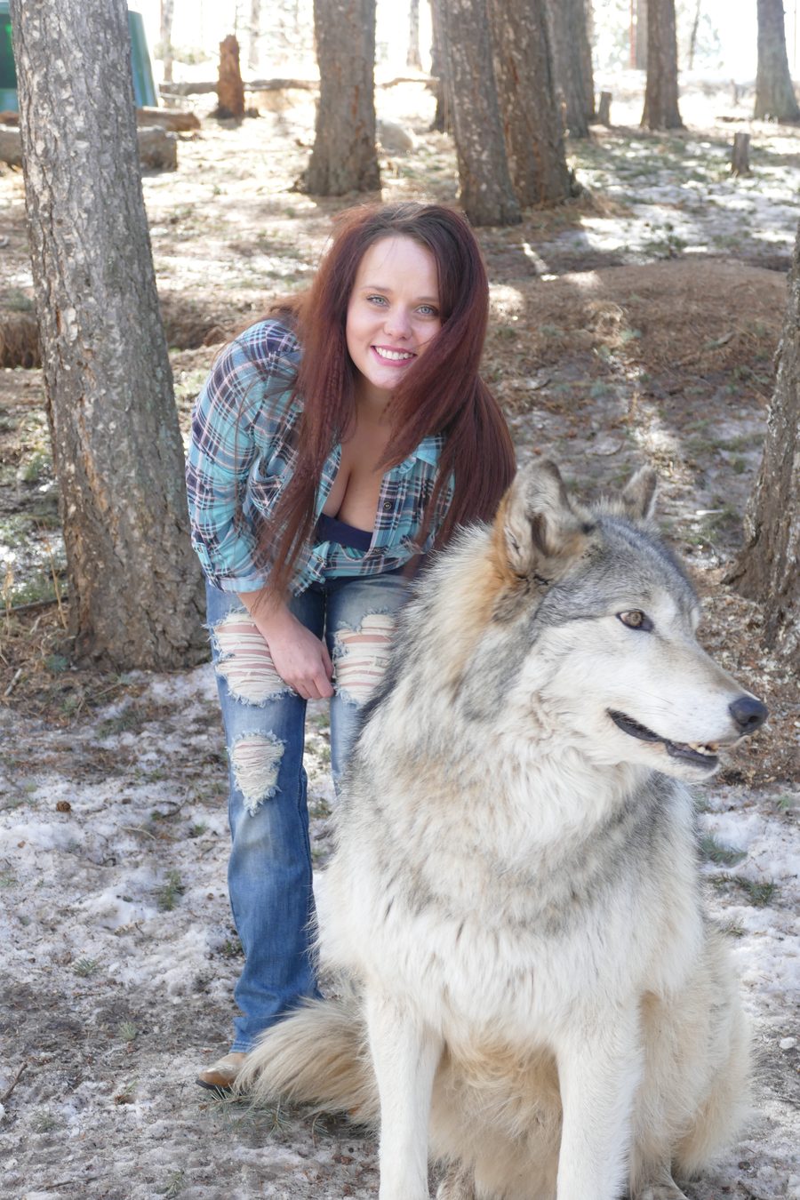 Alyssa, owner of Wolf Pack Cleaning Services